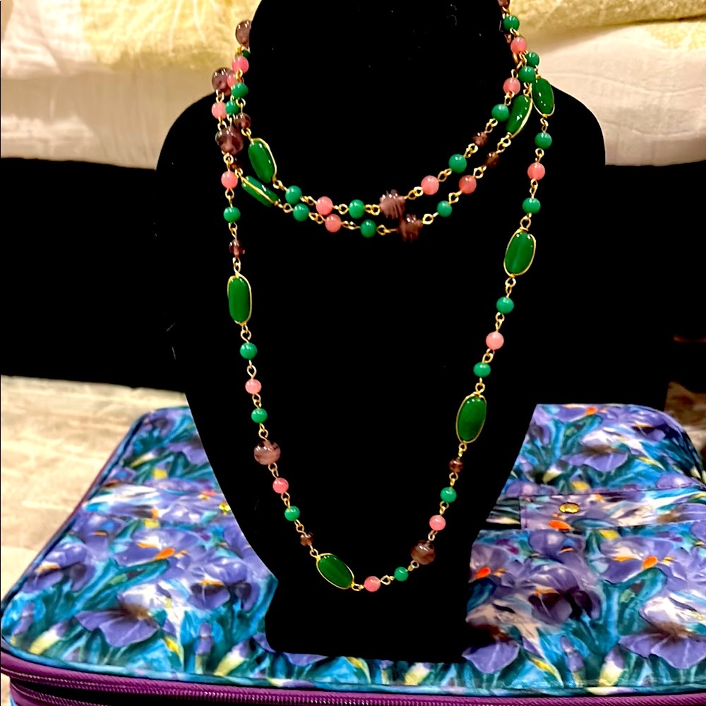 Elegant Green and Pink Beaded Necklace
